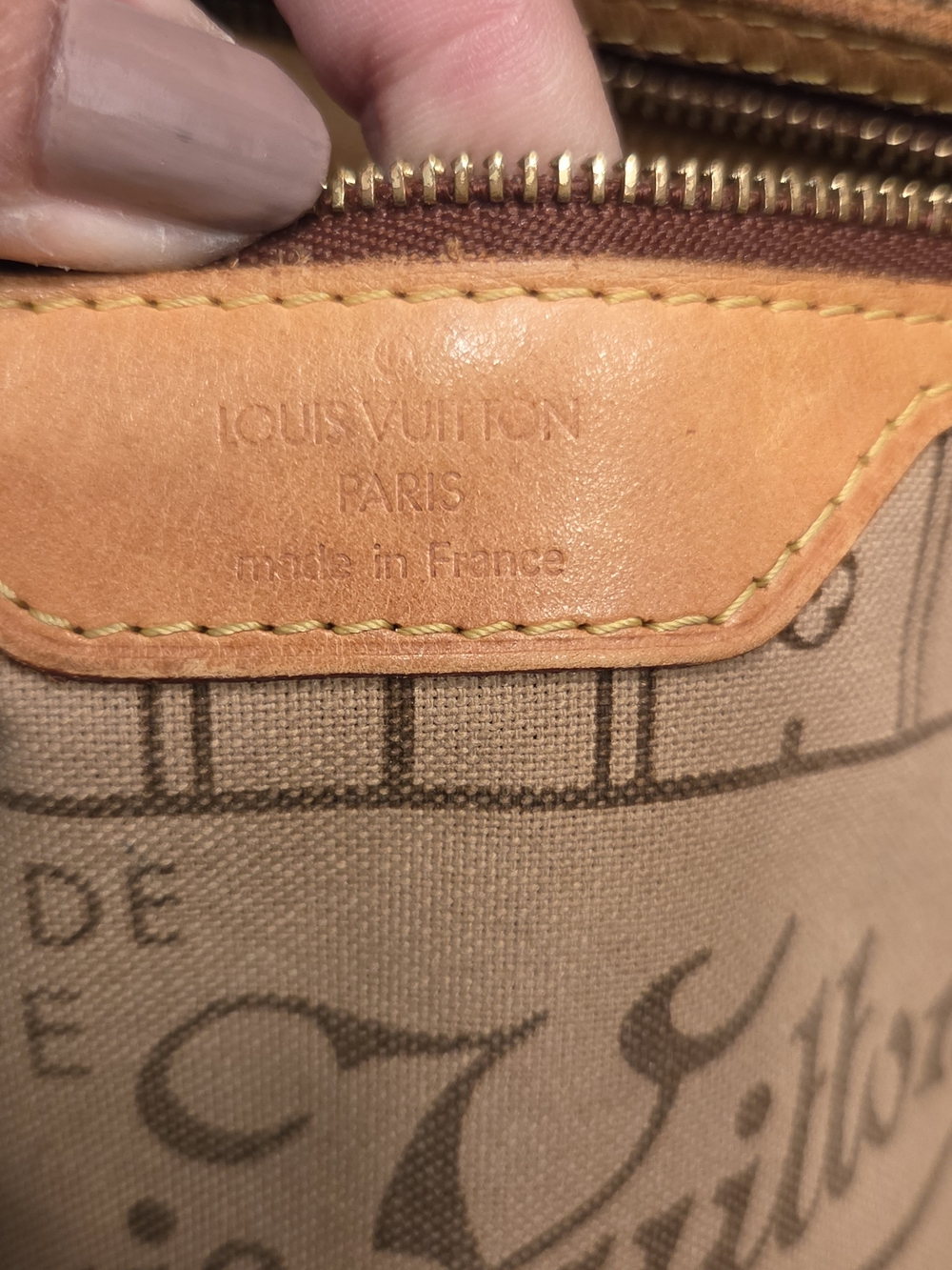 Authentic Louis Vuitton Neverfull PM - Picture 11 of 11
